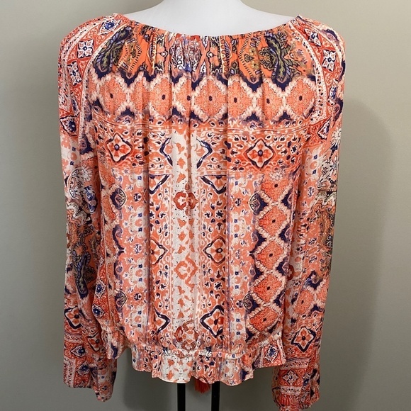 Guess Boho Women's Lightweight Long Sleeve 1/4 Button Top Size Large - Picture 4 of 9